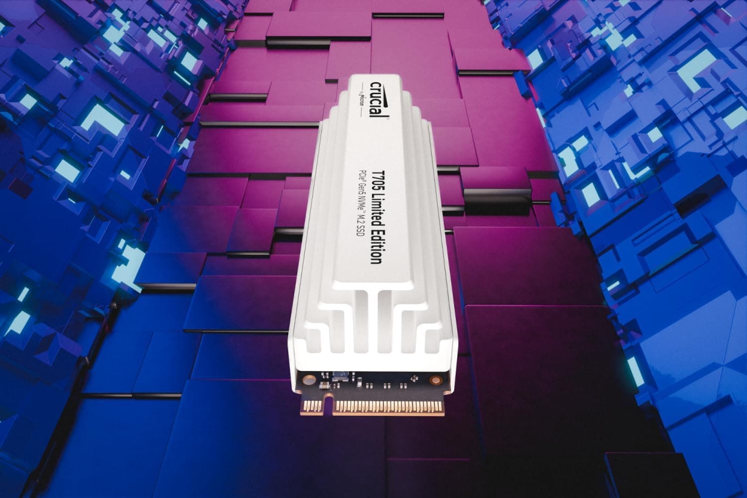 Crucial T705 2TB PCIe Gen5 NVMe M.2 SSD ホワイトヒートシンク付き - 最大14